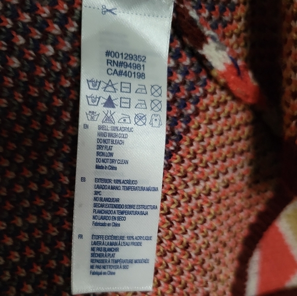 Aztec south western colorful crochet knit long Cardigan size S - Picture 10 of 10